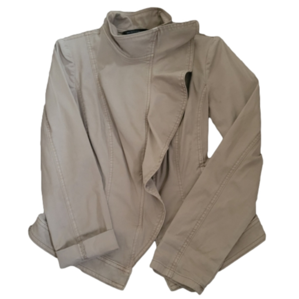 White House Black Market Fitted Ruffle Front Fashion Jacket - Picture 6 of 16